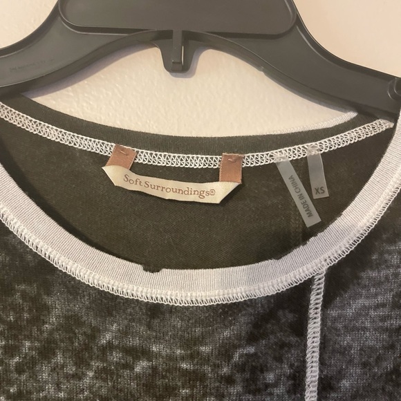 Soft Surroundings Gray/Black Washed-Out Silk Blend Tunic XS - Picture 3 of 5